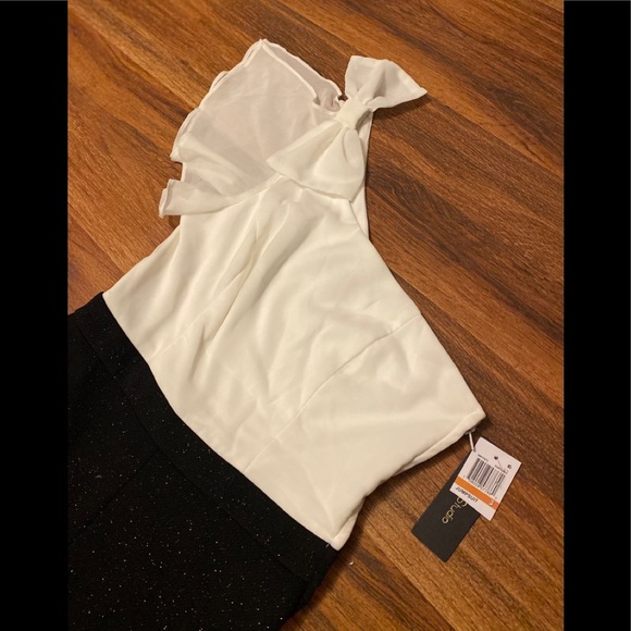 CITY STUDIO/juniors one shoulder jumpsuit/size 3 - Picture 6 of 11